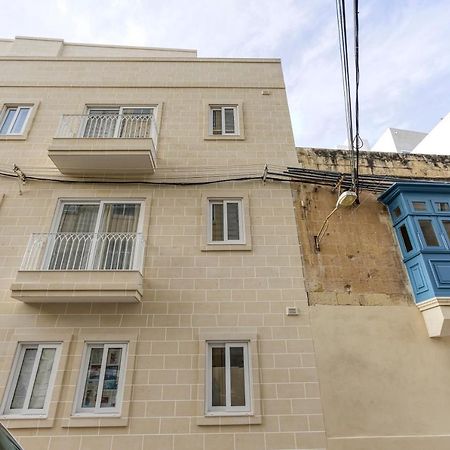 A Lovely 1Br Home With Balcony Just Off The Coast By 360 Estates San Ġiljan Exterior foto