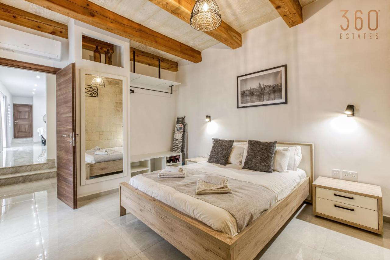 A Lovely 1Br Home With Balcony Just Off The Coast By 360 Estates San Ġiljan Exterior foto