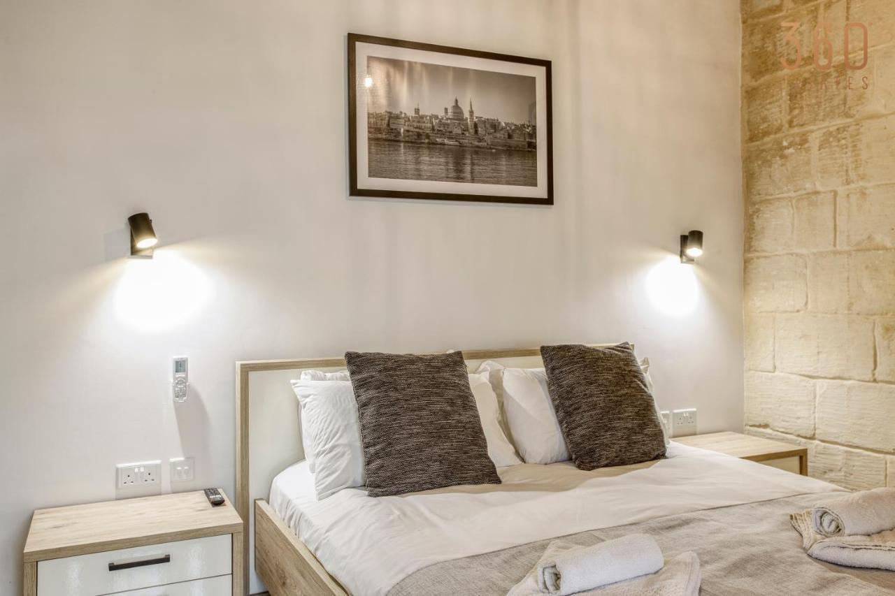 A Lovely 1Br Home With Balcony Just Off The Coast By 360 Estates San Ġiljan Exterior foto
