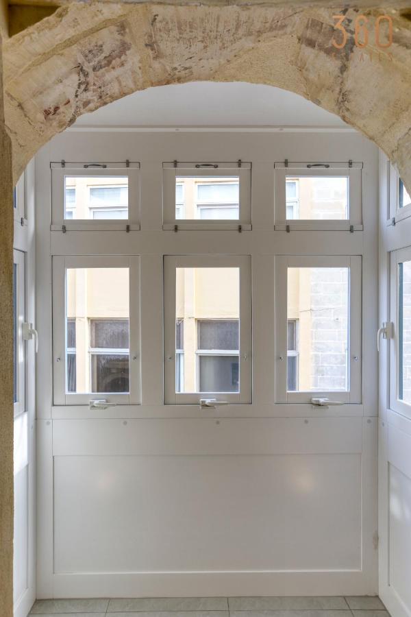 A Lovely 1Br Home With Balcony Just Off The Coast By 360 Estates San Ġiljan Exterior foto